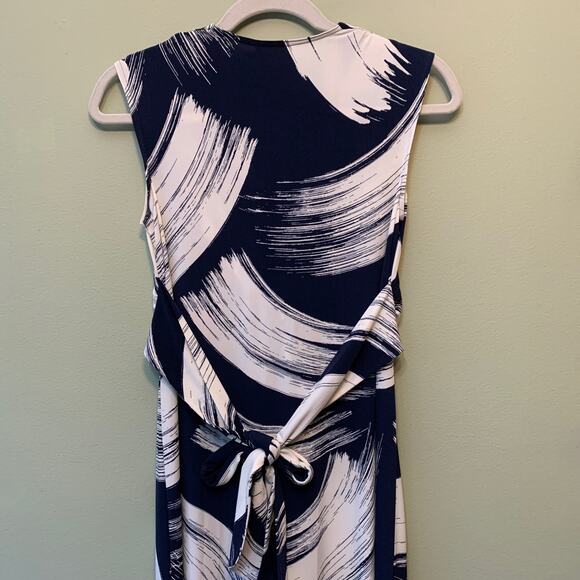 Eliza J Dress Women 2 Cream Blue Jersey Maxi V-Neck Tie Waist Stretch Sleeveless - Picture 4 of 11